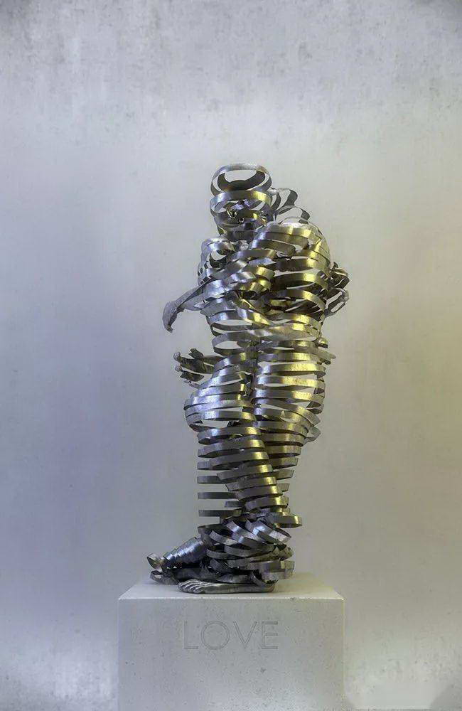 马丁纳基斯数字雕塑人物作品
